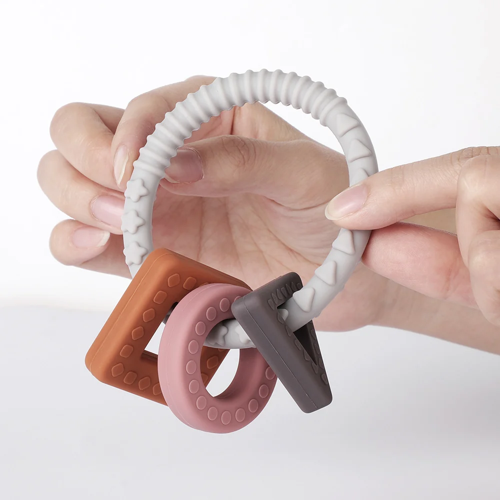 Haakaa Silicone Teething Ring 1 PK - Image 3