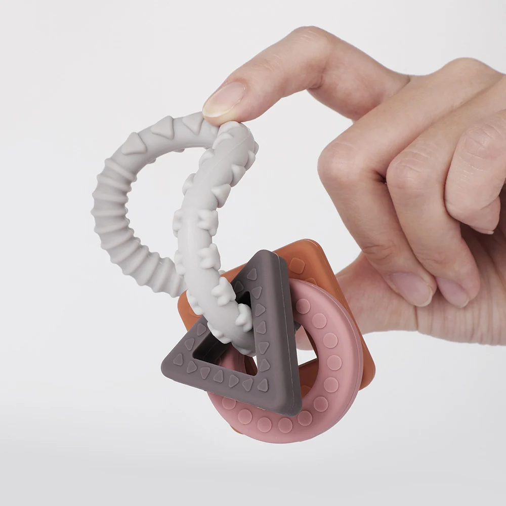 Haakaa Silicone Teething Ring 1 PK - Image 4